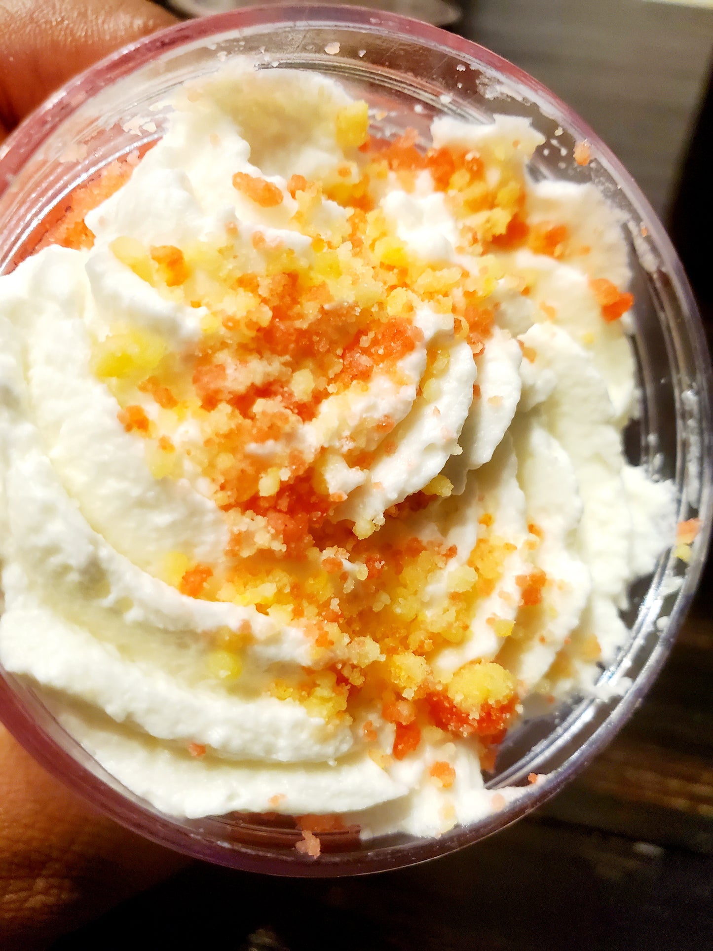 Strawberry Crumble Chessecake (8oz)
